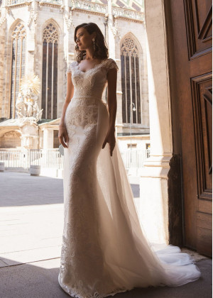 Beaded Cap Sleeves Lace Wedding Dress With Detachable Train